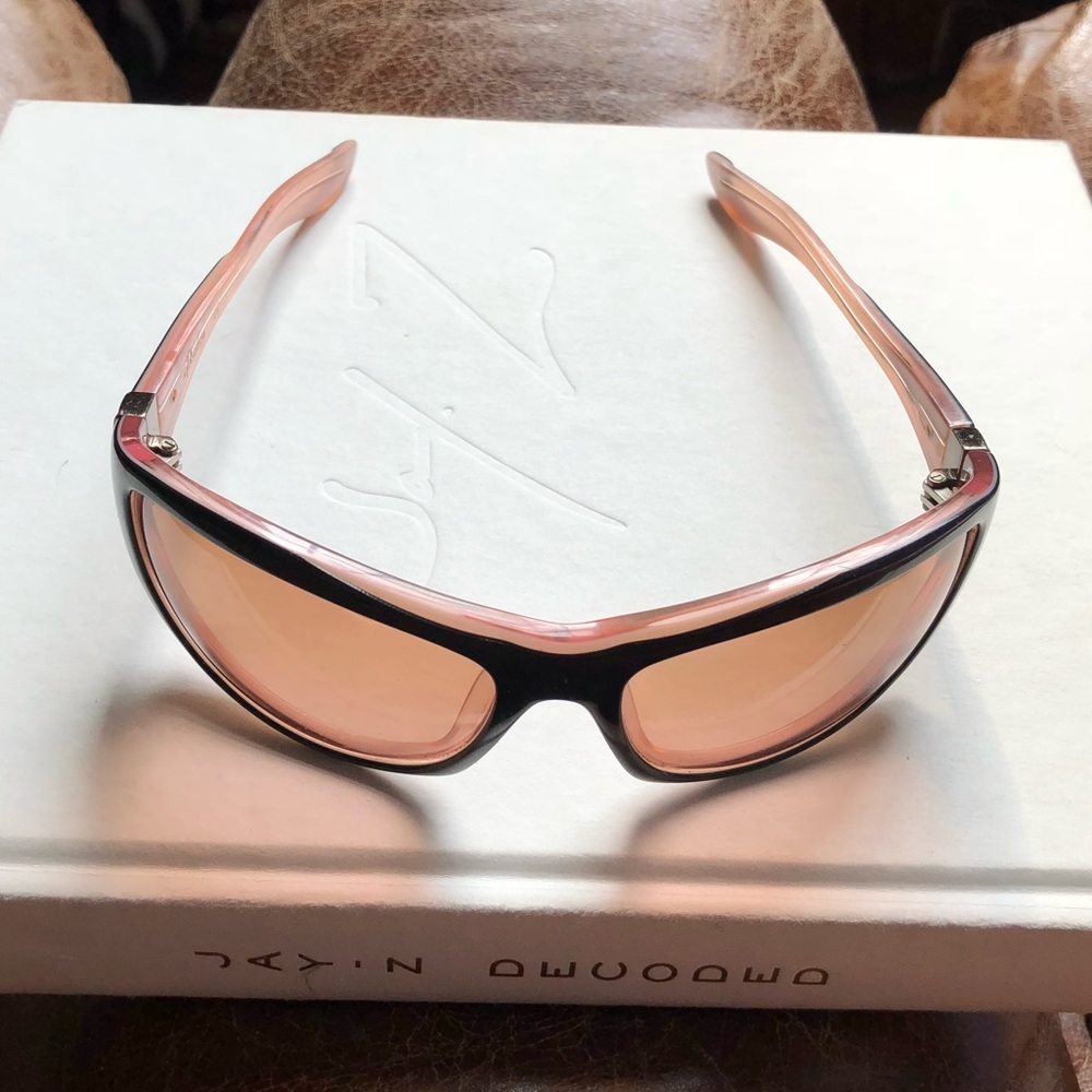 Oakley Women’s Disobey Sunglasses in Pink/Black